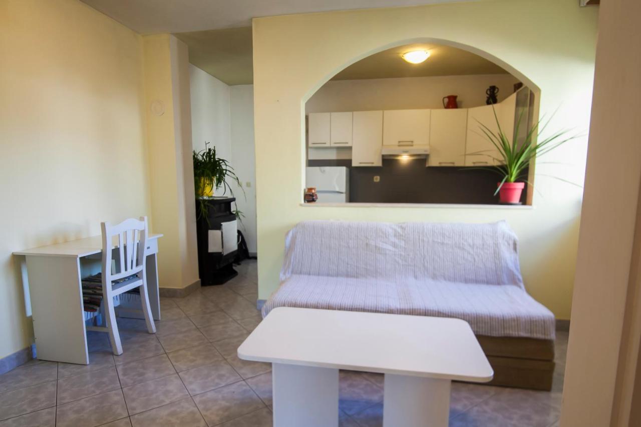 Apartments Radic Bol Esterno foto