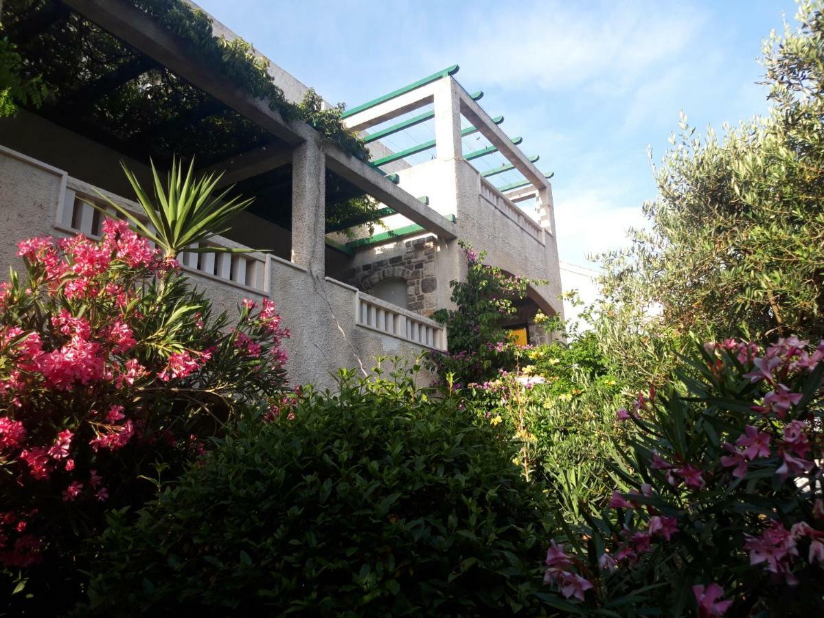 Apartments Radic Bol Esterno foto